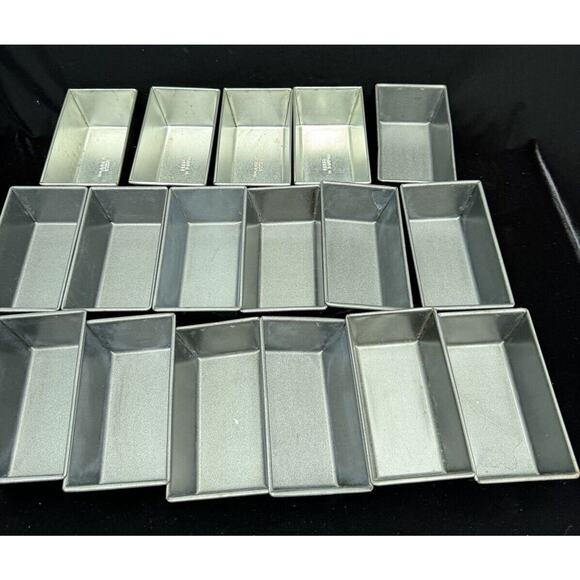 17 Vintage EKCO 6” Mini Loaf Pans Aluminum U.S.A. Used 2 Brands Great Condition!